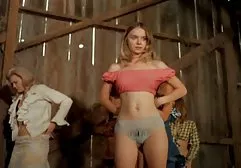 Lisa Berlin pomp głębinowych sex filmiki red tube i dziewczyna.